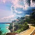 Oceanfront Paradise: Luxurious Penthouse with Spectacular Pools and Peloton