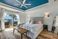 New Lakefront Home-Private Dock on Open Deep Water in Convenient Loc Cul de Sac - 民宿