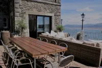 EXCLUSIVE HOUSE PRIVATE BEACH SEA FRONT SLEEPS 13 AMAZING VIEWS
