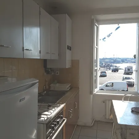Concarneau apartment close city view.