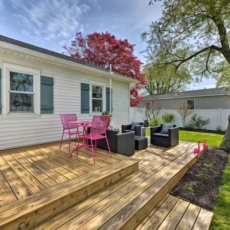 NEW LISTING!!! Holiday By the Bay