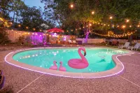 The Flamingo House - Family Fun Time - プライペートプール