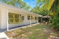 3-Bedrooms-2 Full Baths,  Private Backyard, Mnts to Central Beach & Downtown - 4-Star