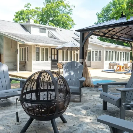Perfect Retreat Pvt, Hot Tub, 2 Fireplaces, Outdoor Kitchen, Heated Pool