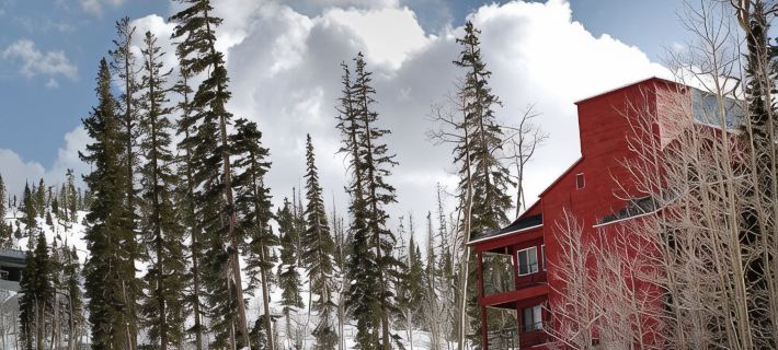 Ski In - Complete Renovation - Premier Luxury Giant Steps Condo - First Floor Hotels in Brian Head