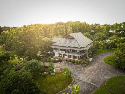 Hotel & Villa Bukit Indah Saumlaki By LeGreen Hotels in 