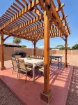 2Br DT Mesa Home  w/ Cowboy Pool + Walkable Location - プライペートプール