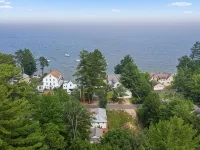 3 BR Lake house in Sebago Maine steps from beach! Hotels in Sebago