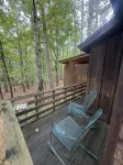 Tale of the trout cabin located 1 mile from the trout stream and Lake