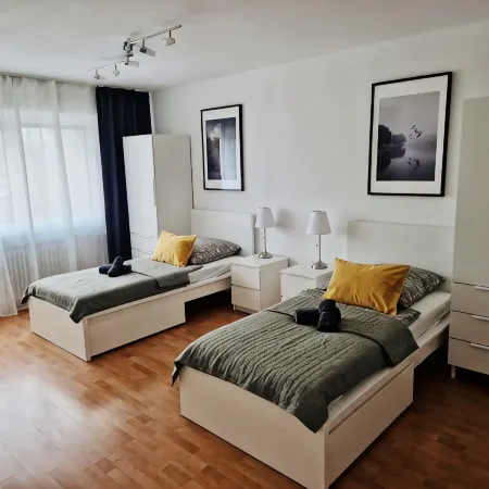 Berta - Ihr Zuhause in Bergheim Отели в г. Бергхайм