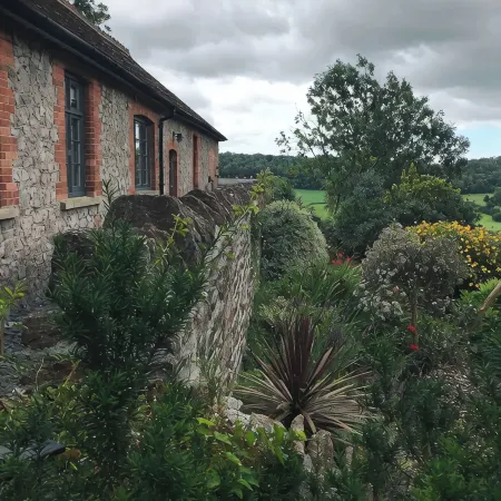 Easel Cottage Near Wells: an Art-Filled Hideaway Adjacent to Andelli Art Gallery