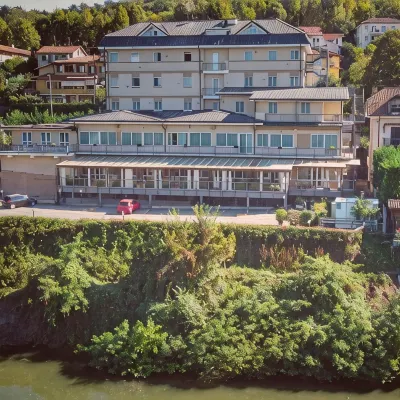 Best Quality Hotel la Darsena Hotel berhampiran Muzium Kereta