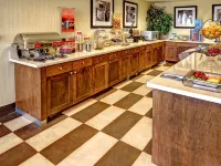Baymont by Wyndham Midland TX - breakfast
