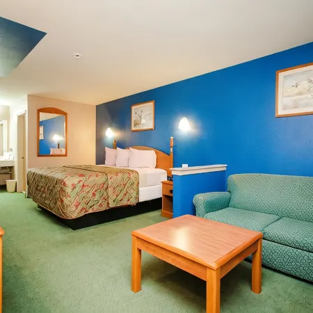 Scottish Inn & Suites