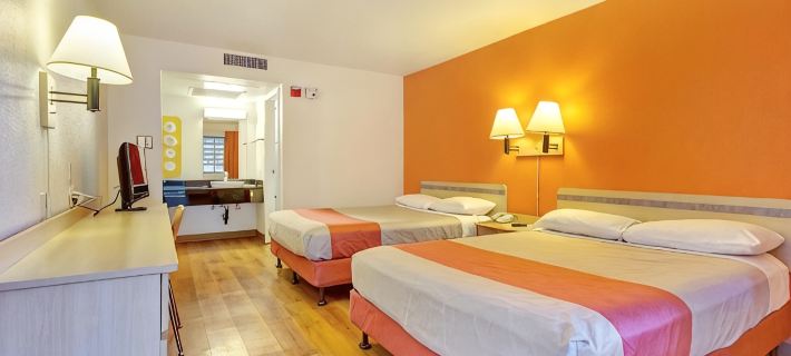 Super 8 by Wyndham Santa Rosa North Hotels in Santa Rosa