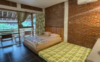 巴圖卡拉斯科韋小屋旅館