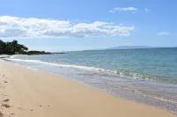 海灘步行可達精美翻新兩臥兩衛公寓 - 3 星級
