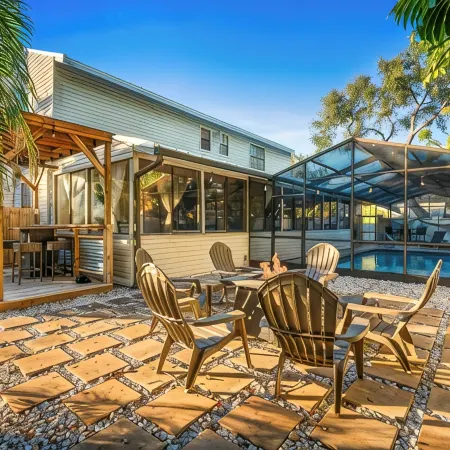 6Br! Sleeps 15+ Htd Pool, Putting Green, Theater, Game Rm, 5 mi to Beaches, Ami Отели в г. Уэст-Брейдентон