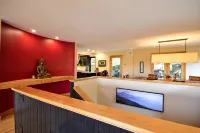 Spectacular Stowe Home for Fun Family Vacations! Eco friendly/ EV Charging! - 4-Star