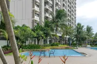 Nala by TwoSpaces 2Br at Skyhouse Apartment - Pools