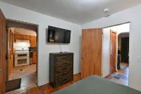 Brookside: Cozy Cabin Retreat, Fireplace + Atv/Snowmobile Access + Pets ok - 3 星級