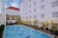 โรงแรมเดเซโนปาตี มาลิโอโบโร แกรนด์ - โรแมนติก