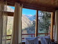 Himalayan Abode Tree House - Mountain view