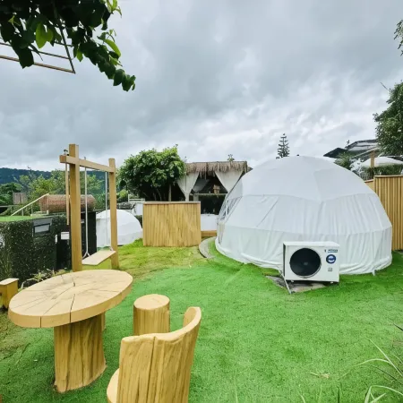Stratus  Resort