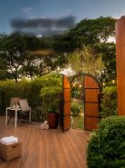 PAPA Q SUITE RESORTS