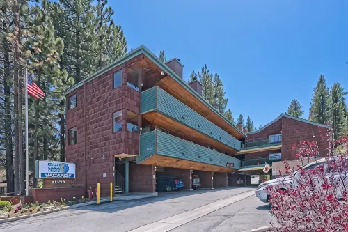 GetAways at Snow Lake Lodge - Lodges