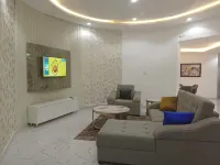 Aquarian 2 Bedrooms Apartment - Scenic