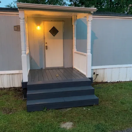 Inspirational Lake Front Escape