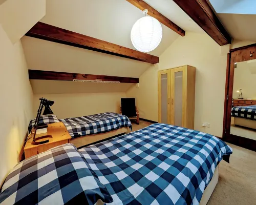 Cosy yet spacious property with private parking, close to the village centre. Hotel di Ingleton
