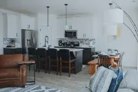 Canyon Rest! Sleeps 10, Pool, Private Patio/Hottub - 3-stjärniga