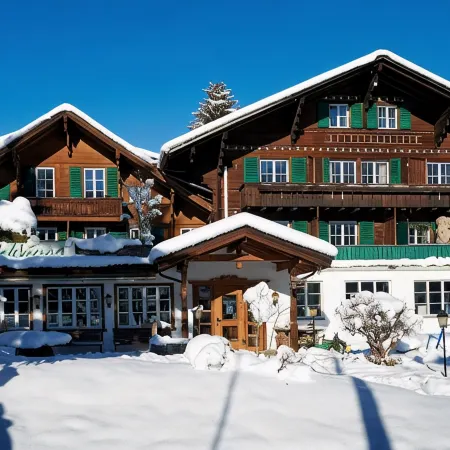 Hotel Waldrand Отели в г. Ленк