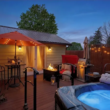 Romantic Wine Country Retreat Spa-Hot Tub & Sauna