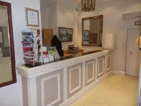 Wedgewood Hotel - breakfast