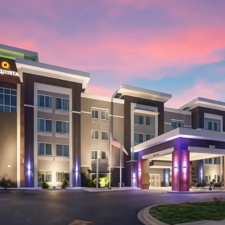 La Quinta Inn & Suites by Wyndham Springfield IL