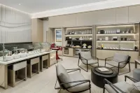 AC Hotel St. Petersburg Downtown - Boutique