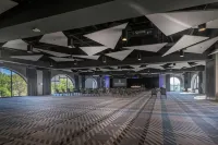 Renaissance Reno Downtown Hotel & Spa - 4-Star