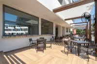 Castellum Suites - All Inclusive - فطور