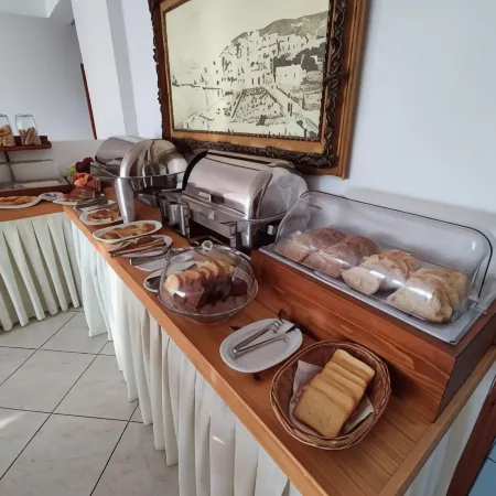 Agnanti Hotel