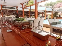 Hotel Ciloto Indah Permai - バー