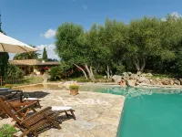 Holiday House for 6 Persons, with Swimming Pool Hotels in Búger