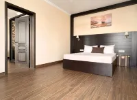 Alpijskij Dom Guest House - parking