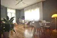 Flat design in Treviso. Easy connection to Venice - Apartments