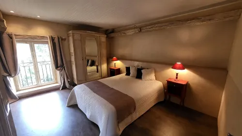 Périgourdine house in the valley of the 5 castles, 8 minutes from Sarlat - Homestays
