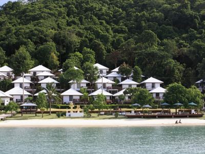 Samed Cliff Resort