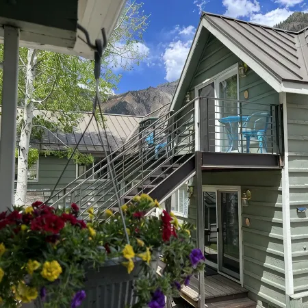 Walk to Everything in Ouray, ideal location! Air conditioner!