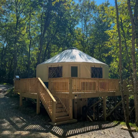 Cozy Yurt in Nantahala - Half mile from Nantahala wedding venue-No Cleaning Fee